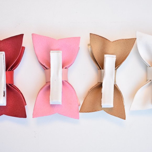 Non Slip Fully Lined Alligator Faux Leather Bow Hair Clips in Set of 4 (Deluxe) - Picture 3 of 5